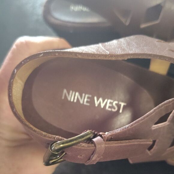 Nine West Brown Gladiator Sandals with Cut-Out Design - Picture 2 of 6